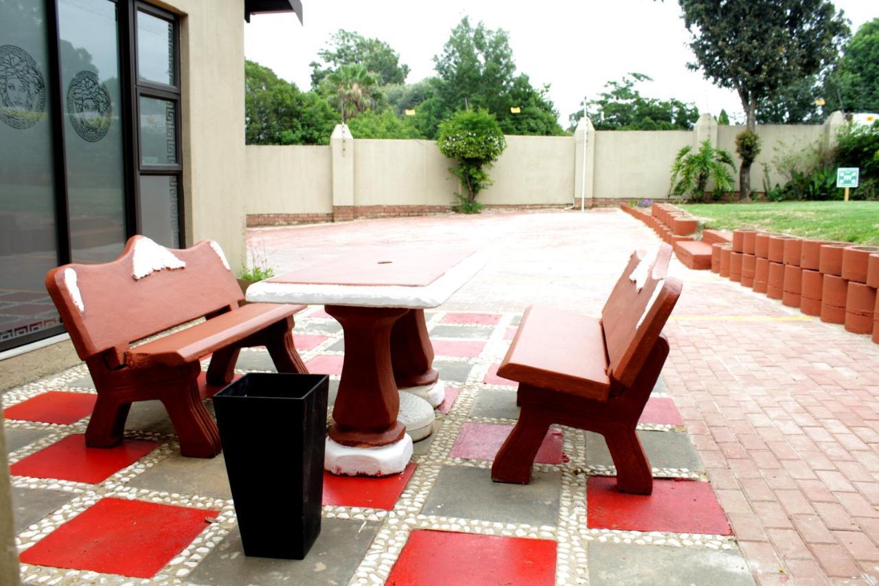 Midrand Bed And Breakfast Ngoại thất bức ảnh