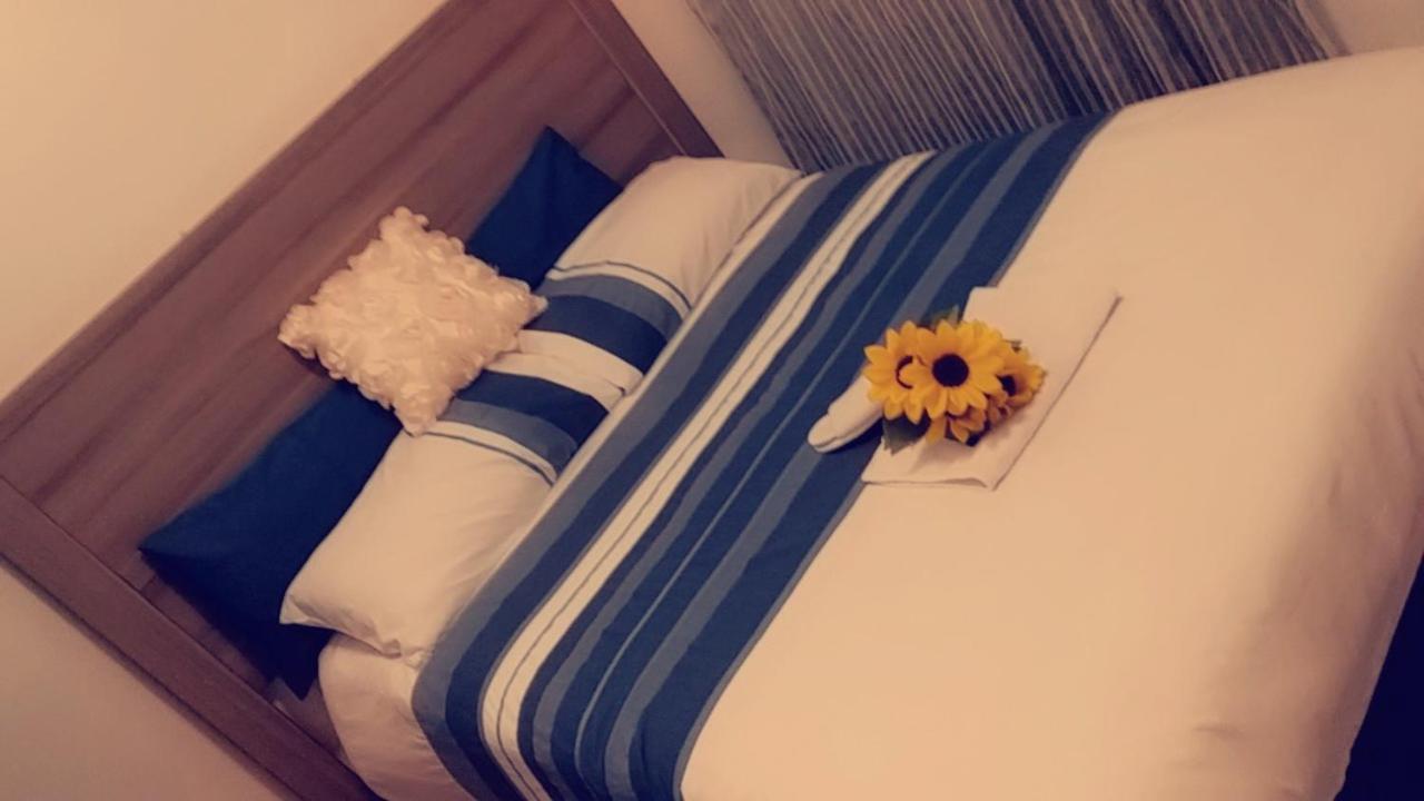 Midrand Bed And Breakfast Ngoại thất bức ảnh